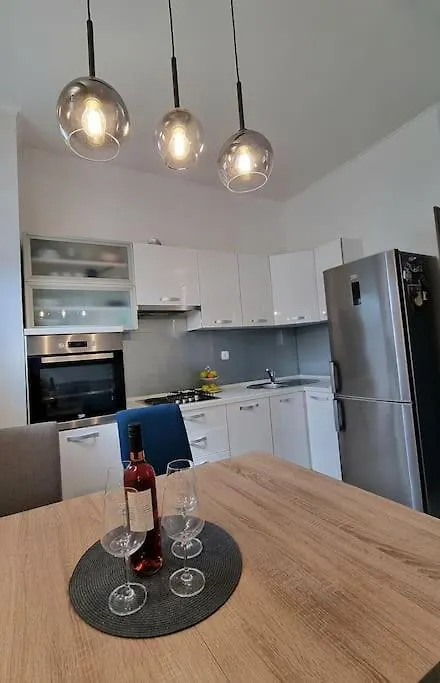 Adora Apartment Split