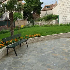  Apartamento Radunica
